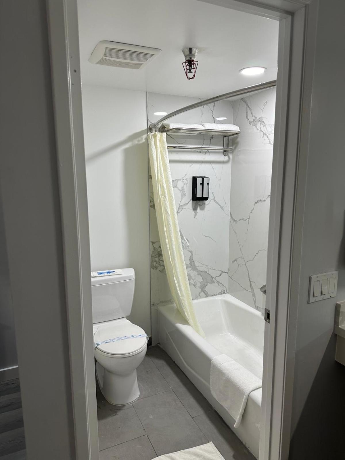 Beach Inn Motel Huntington Beach Bagian luar foto